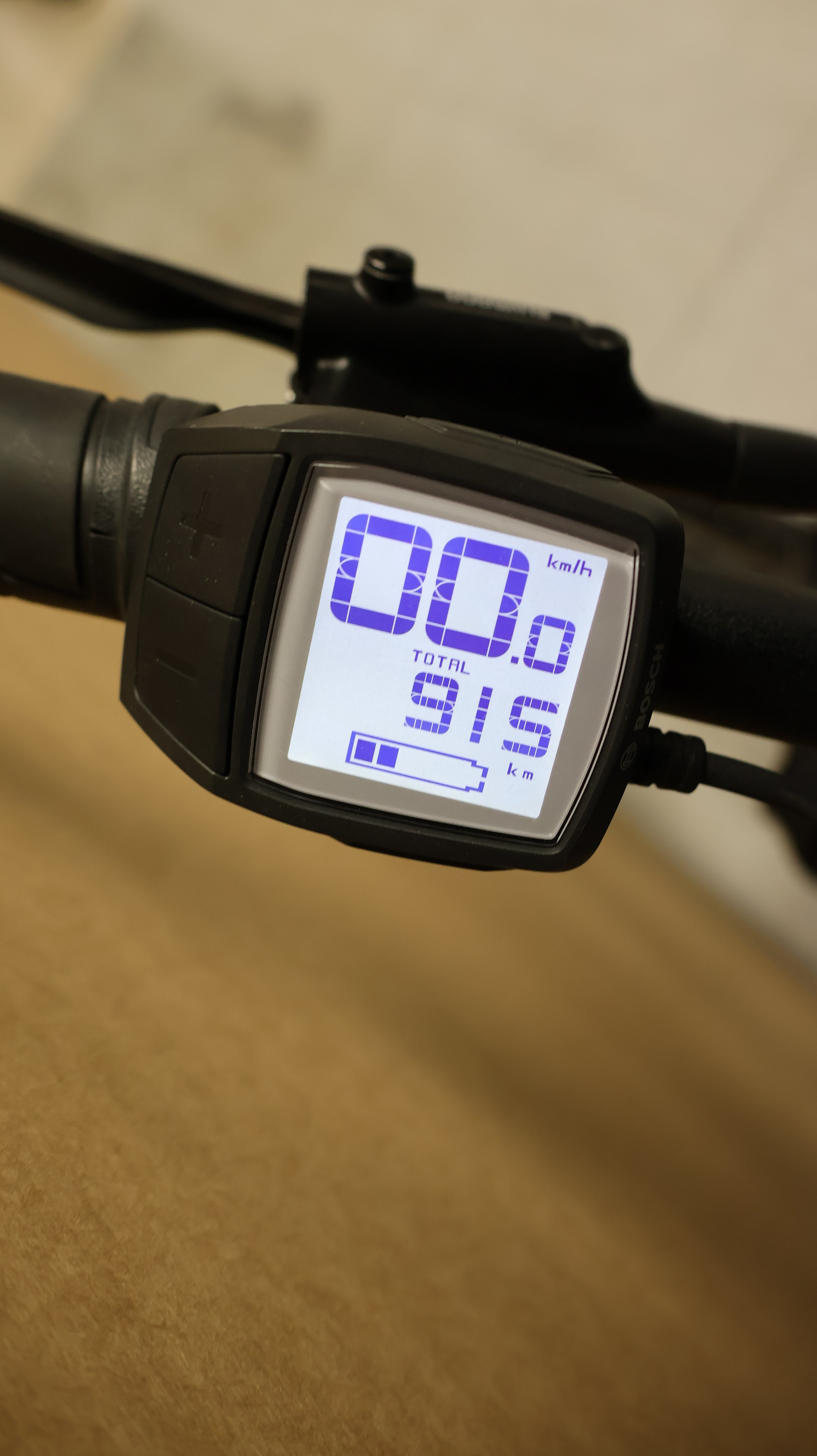 Cube Reaction Hybrid Pro 625 black'n'grey – Starkes E-MTB mit großem Akku